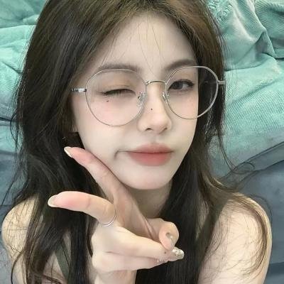 靓仔斗大鳄